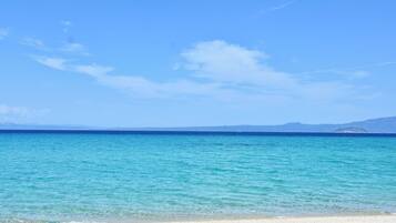 Villa, 4 Bedrooms, Balcony, Garden View | Beach