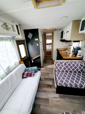 Casa móvil, 1 habitación | Interior