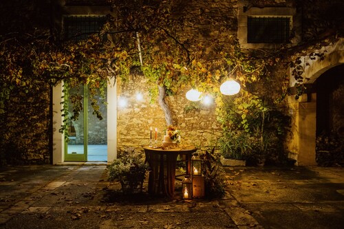 Dimora del Piano-Villa immersed in nature and surrounded by 40 hectares of vineyards