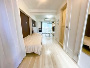 1 bedroom, free WiFi, bed sheets