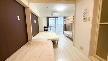 1 bedroom, free WiFi, bed sheets