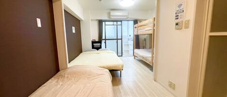 1 bedroom, free WiFi, bed sheets
