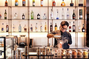 Bar-salon