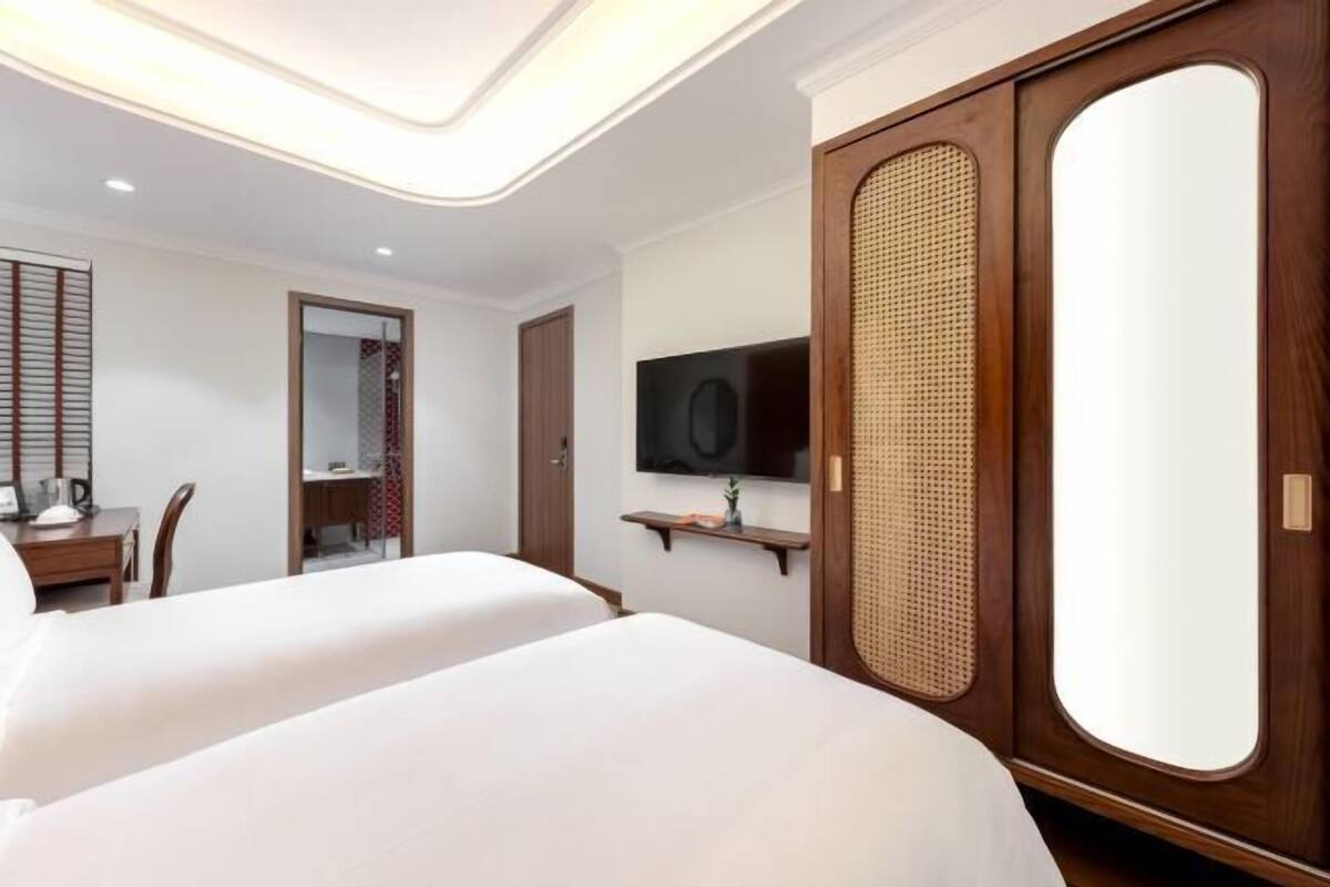 Literie hypoallergénique, couette en duvet d'oie, minibar