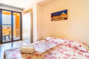 1 camera, Wi-Fi gratuito, lenzuola