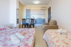 1 camera, Wi-Fi gratuito, lenzuola