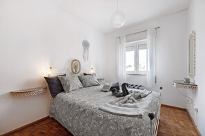 3 habitaciones, tabla de planchar con plancha y wifi gratis 