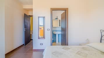 1 chambre, Wi-Fi gratuit, draps fournis