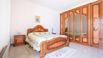 2 Schlafzimmer, Bettwäsche