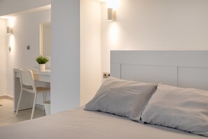 1 habitación, tabla de planchar con plancha, wifi gratis y ropa de cama 