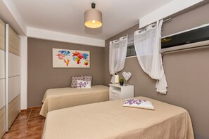 4 camere, Wi-Fi gratuito, lenzuola