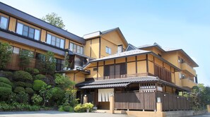 Exterior - Nonsmoking 165 tatami mat low bed With indoor / Kaminoyama Yamagata (Kaminoyama)