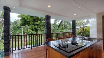 Deluxe Villa, 2 Bedrooms, Valley View | Private kitchen