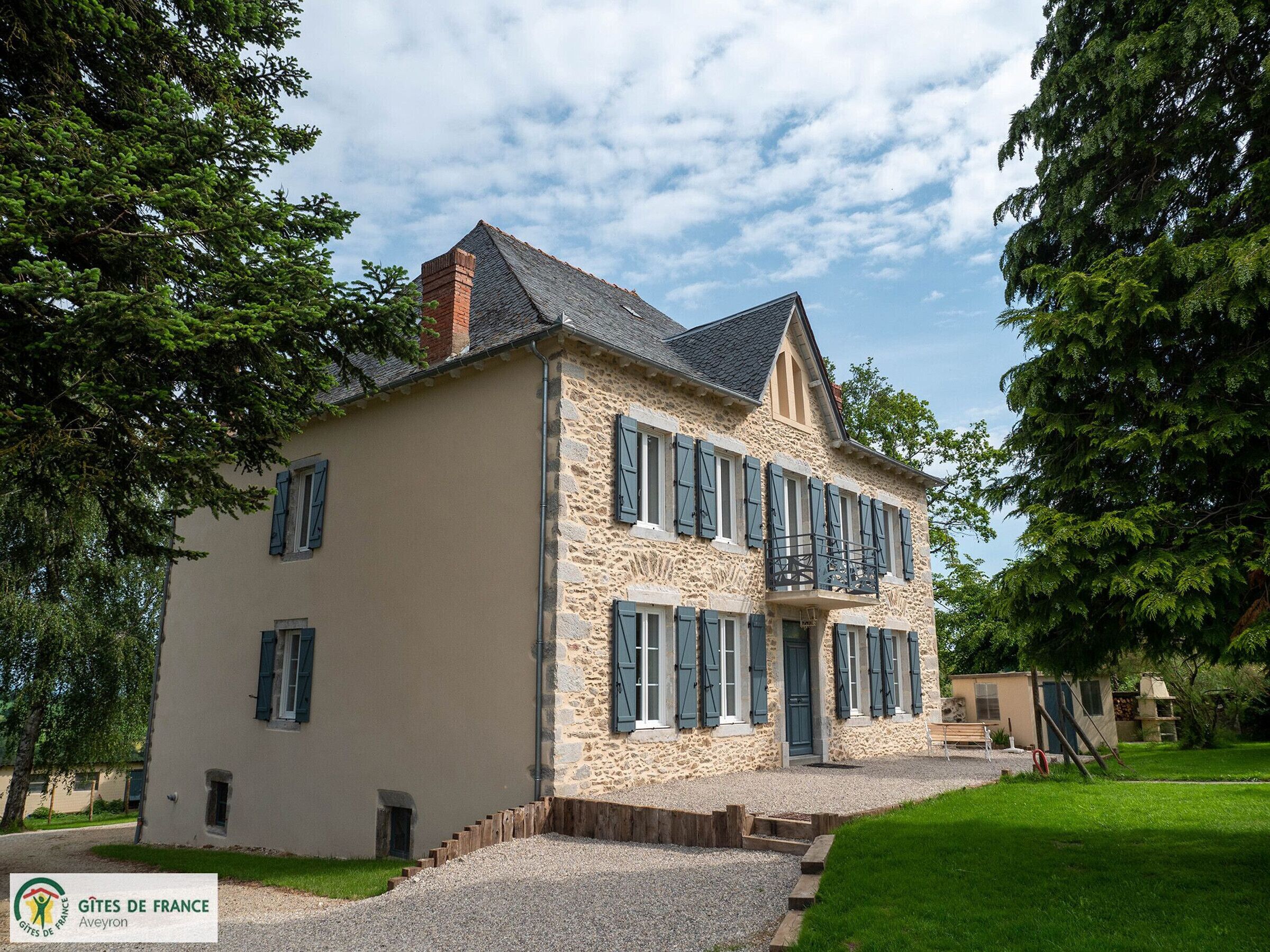 Gite Rieupeyroux, 4 bedrooms, 8 persons