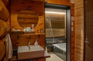 Hair dryer, towels - Entire log house  Cottage Hideaway in the country / Minamitsugaru-gun Aomori (Minamitsugaru-gun)