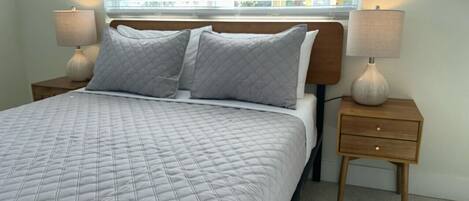 アイロン / アイロン台、WiFi、ベッドシーツ