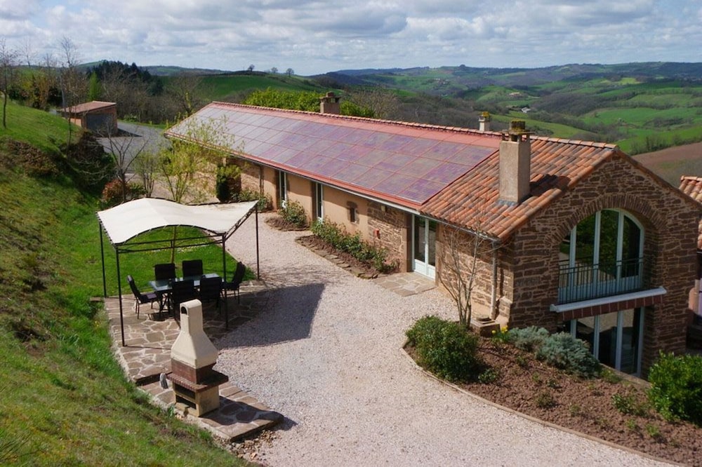 Gite Saint-Juéry, 2 bedrooms, 4 persons