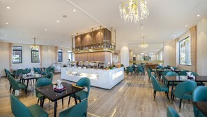 Restaurant - Kim Resort - Khu Nghĩ Dưỡng Rừng Lá Kim (Da Lat)