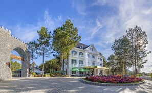 Exterior - Kim Resort - Khu Nghĩ Dưỡng Rừng Lá Kim (Da Lat)
