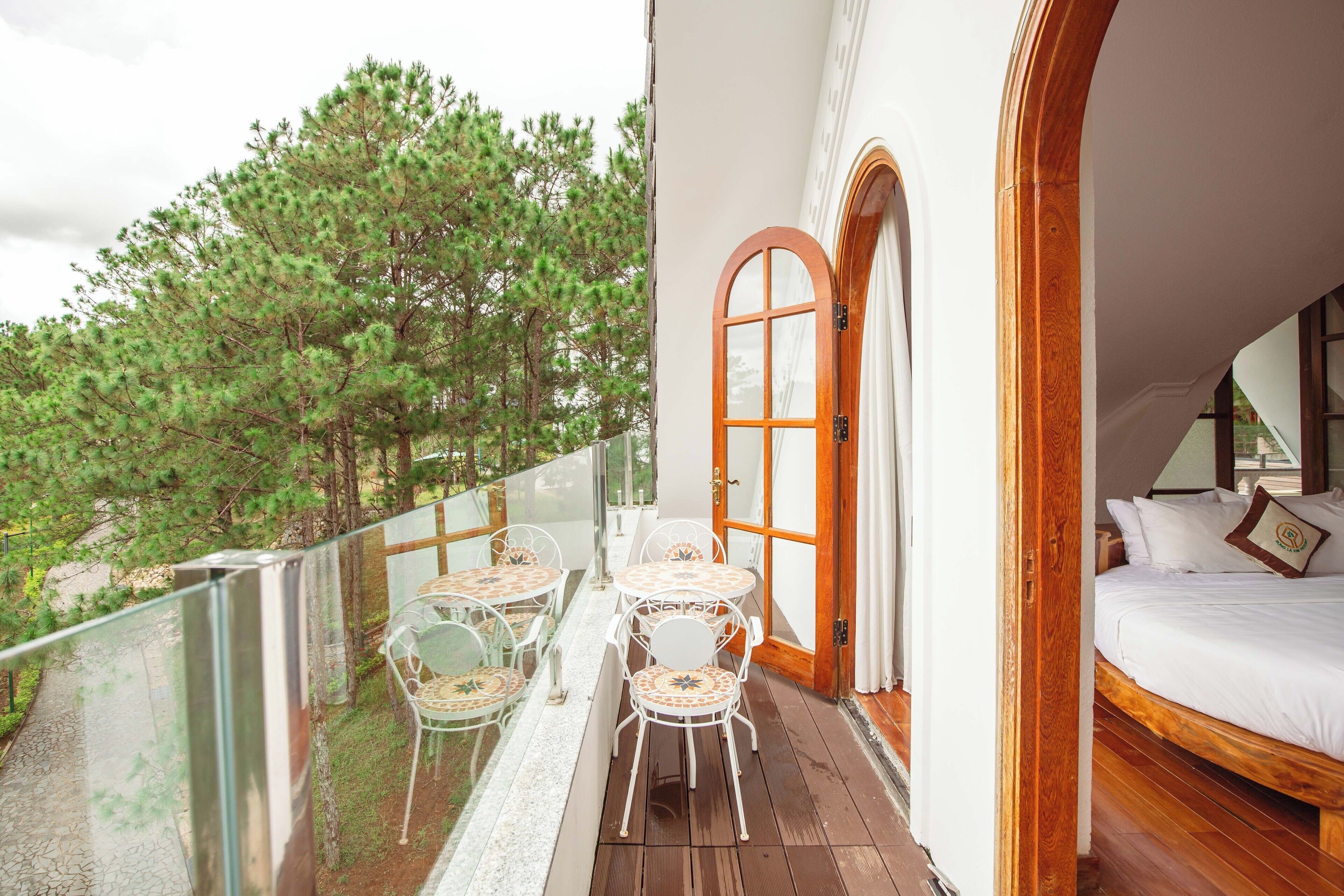 Villa, 3 Bedrooms, Garden View | Terrace/patio