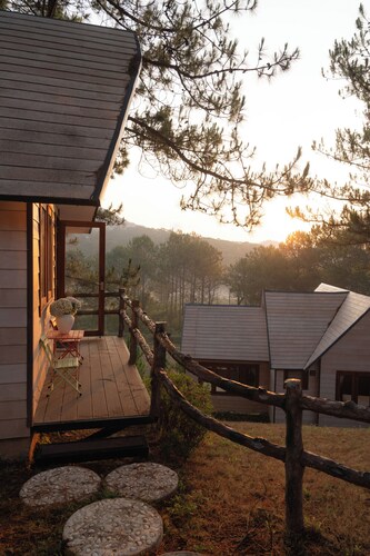 Rung La Kim Resort