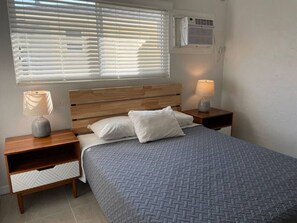 Strygejern/strygebræt, Wi-Fi, sengetøj