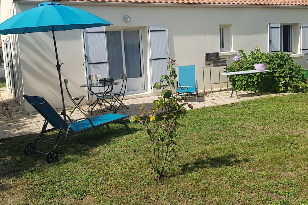 Gite Saint-Hilaire-de-Chaléons, 2 bedrooms, 4 persons