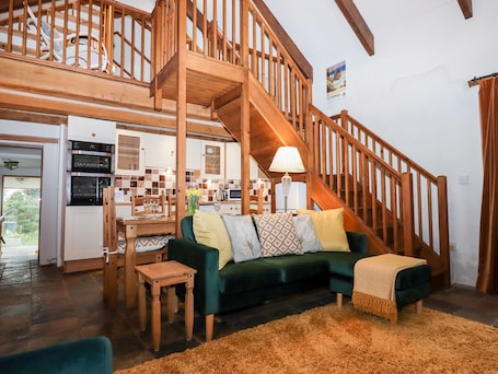 ์ฝํฐ์ง | ๋ด๋ถ