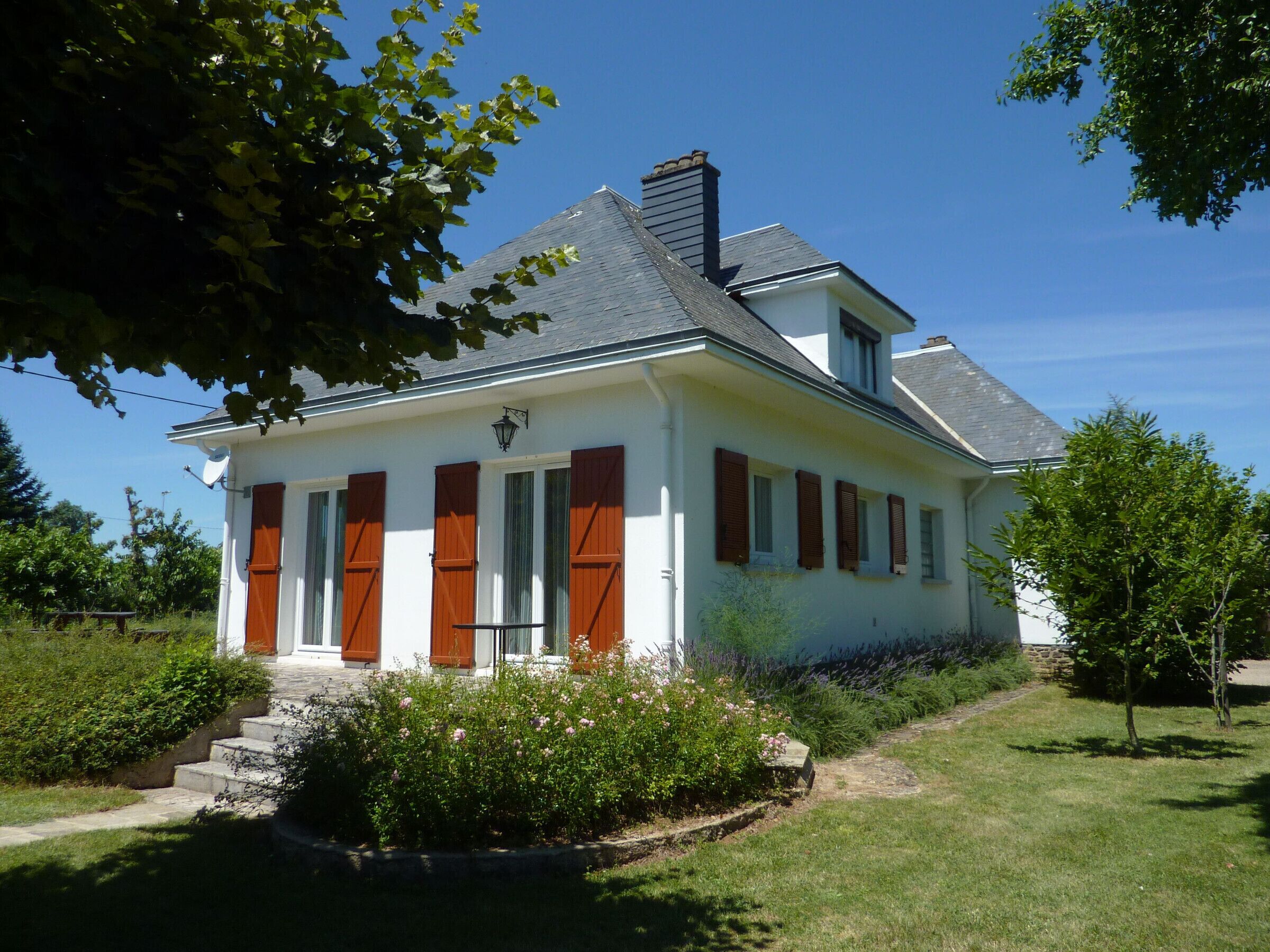 Gite Montbazens, 4 bedrooms, 8 persons