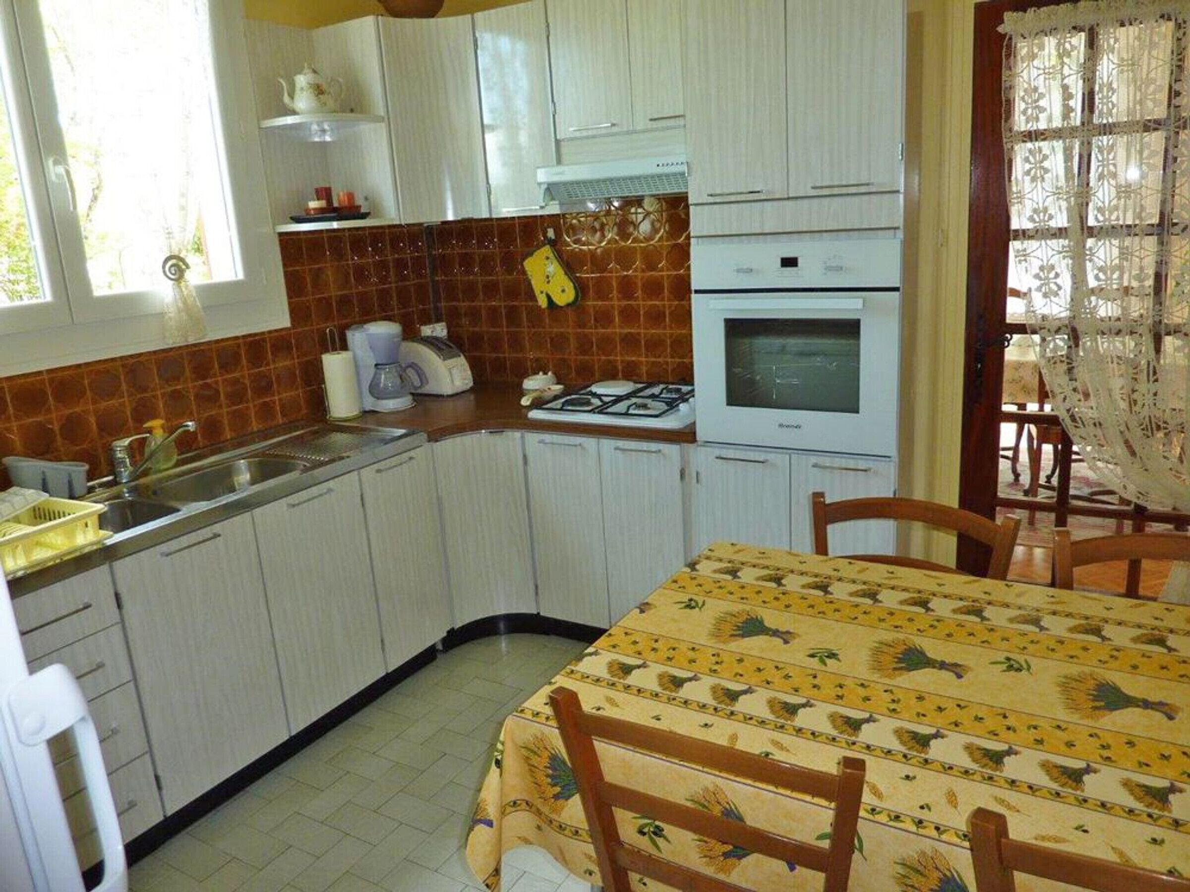 Gite Montbazens, 4 bedrooms, 8 persons