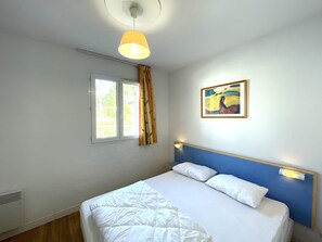 2 bedrooms