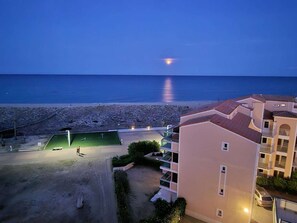 Exterior - Renovated 2BR apt, 6 ppl, sea view, parking, balcony, near beaches (Le Barcarès)