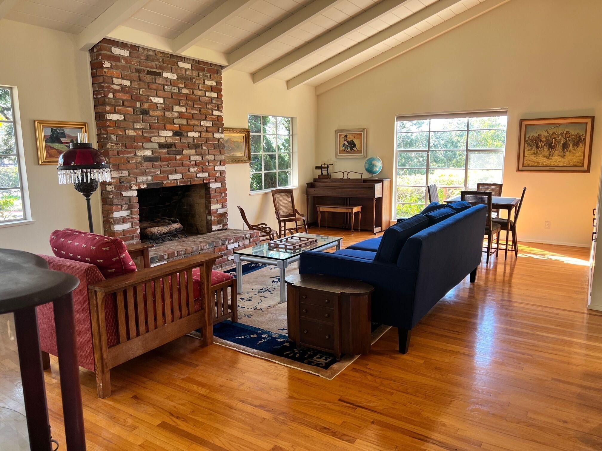 Back-to-School Special - Pool, Family Friendly and just blocks from the beach!