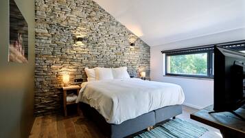 Een laptopwerkplek, geluiddichte muren, gratis wifi