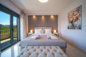 3 habitaciones, cuna de viaje, wifi y ropa de cama 