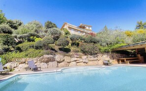 Pool - Atypical house with sea view (Porto-Vecchio)
