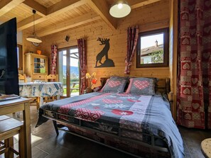 1 chambre, accès au Wi-Fi (inclus), literie fournie
