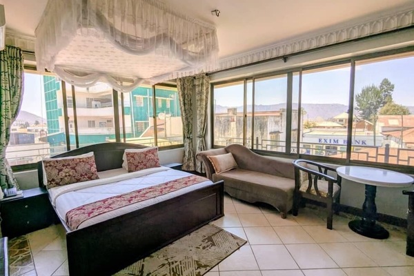 Royal Double Room | Desk, laptop workspace, WiFi (free)