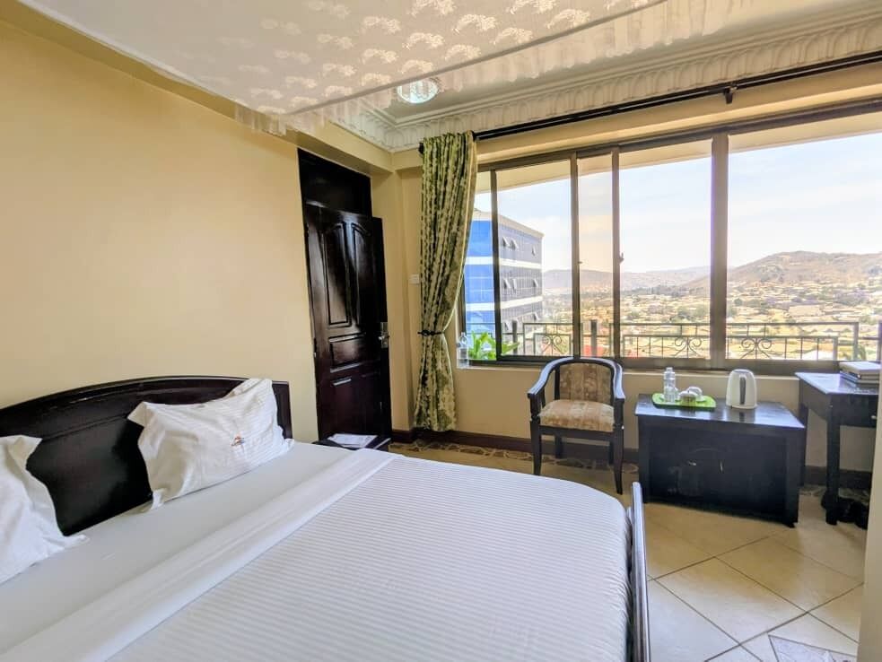 Standard Double Room | Desk, laptop workspace, free WiFi