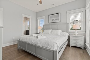 7 bedrooms, iron/ironing board, free WiFi, bed sheets