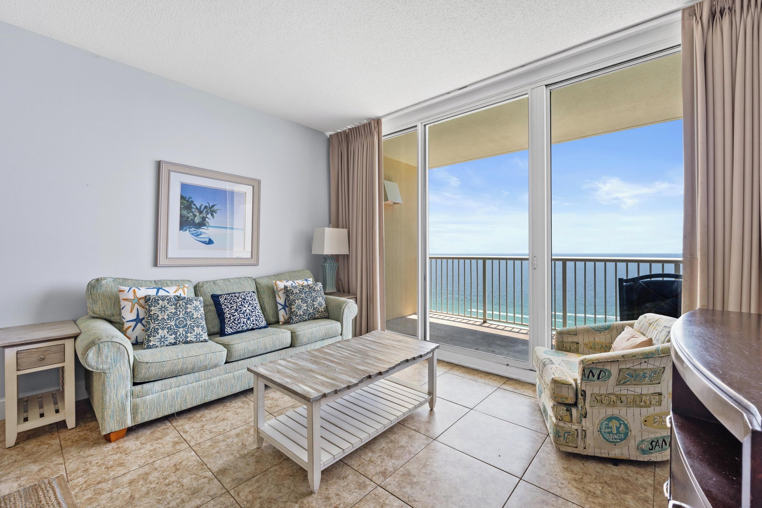 Beachfront, Sleeps 8, Pools, Hot Tub, Private Beach, Free Golf Daily