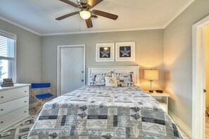 3 bedrooms, iron/ironing board, free WiFi