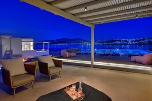 Villa, Smoking