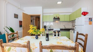 Comfort Studio | Living area - Apartment Vida - with pool (Malinska-Dubasnica)