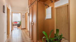 Exterior - Apartment Vida - with pool (Malinska-Dubasnica)