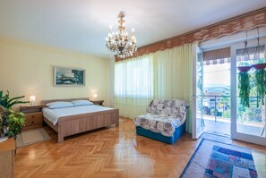 Comfort Studio | Free WiFi - Apartment Vida - with pool (Malinska-Dubasnica)