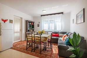 Comfort Studio | Living area