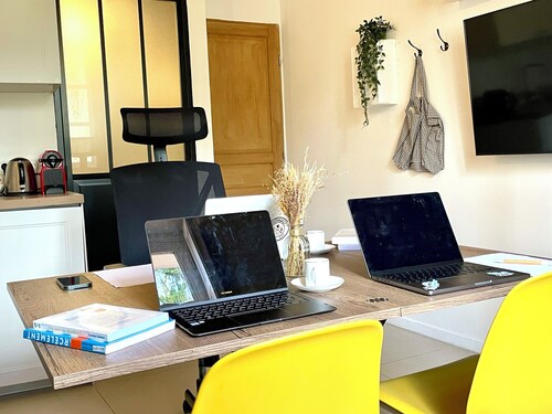 Studio à Marly-le-Roi, Rénové et fonctionnel