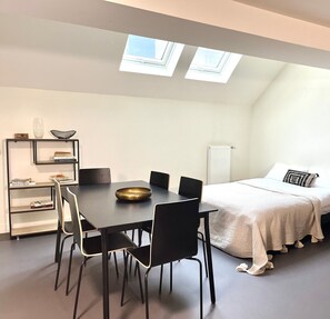 Deluxe Loft | Free WiFi