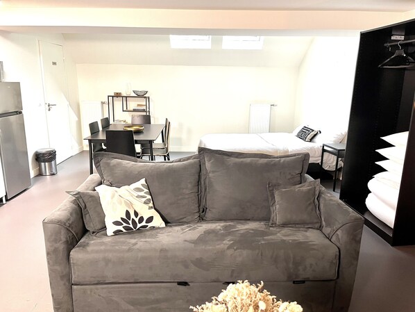 Deluxe-Loft | Wohnbereich | Smart-TV
